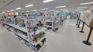 韓国 アニメ観光 スポット “Ani-Pop Goods Shop” ソウル三成駅近くのアニメグッズショップ